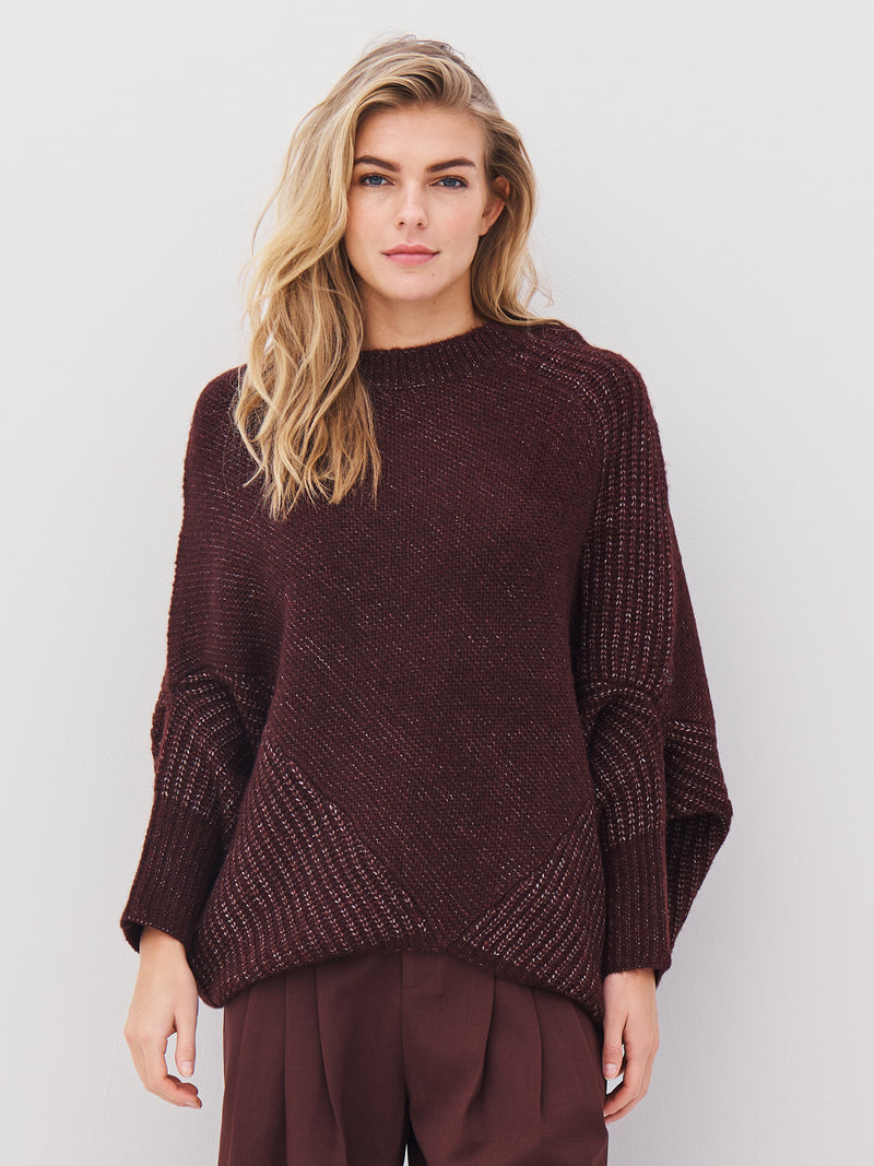 NÜ AMIA knit poncho Ponchos 789 Grape Mix