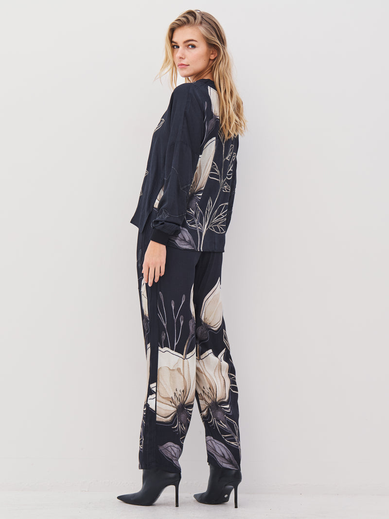 NÜ ANDY trousers Trousers Black mix