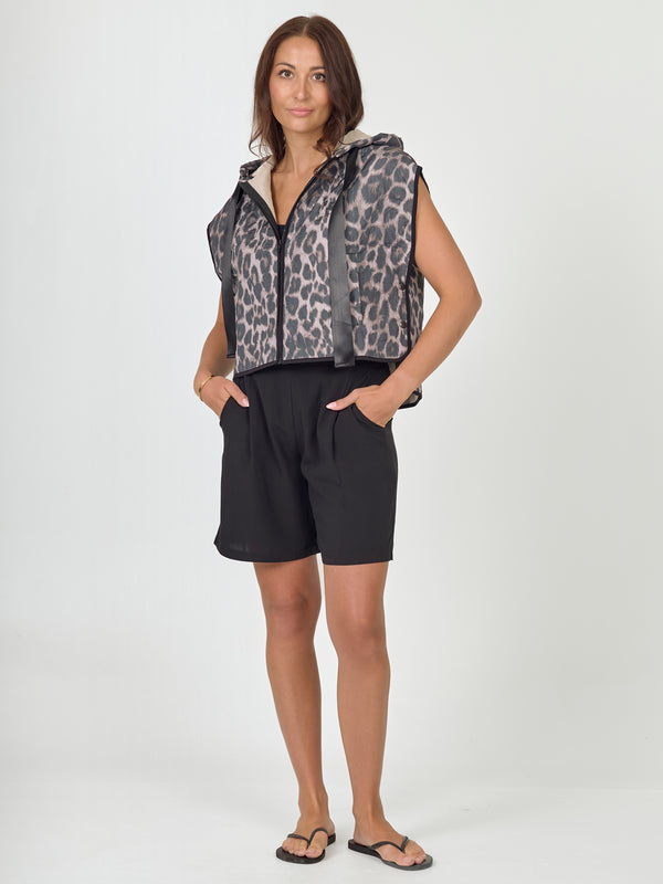 NÜ ANNE shorts Shorts Black