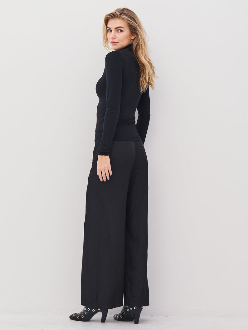 NÜ AVALON trousers Trousers Black