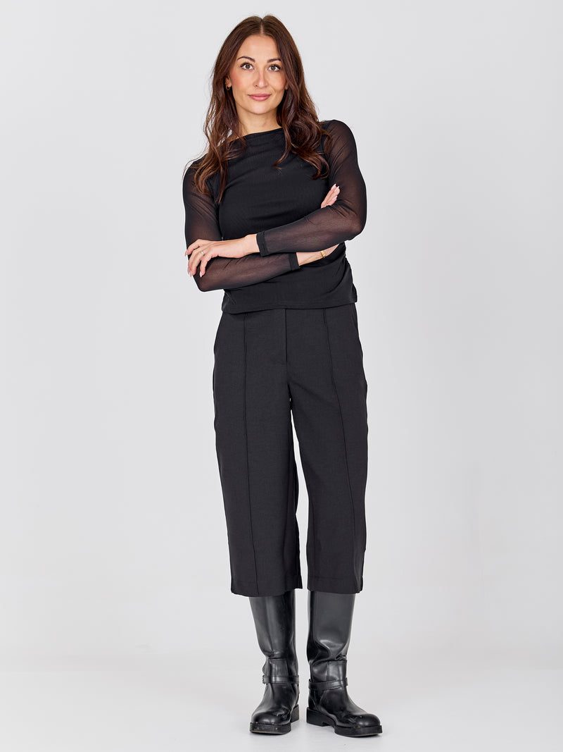NÜ BETH l/s tee Tops and T-shirts Black