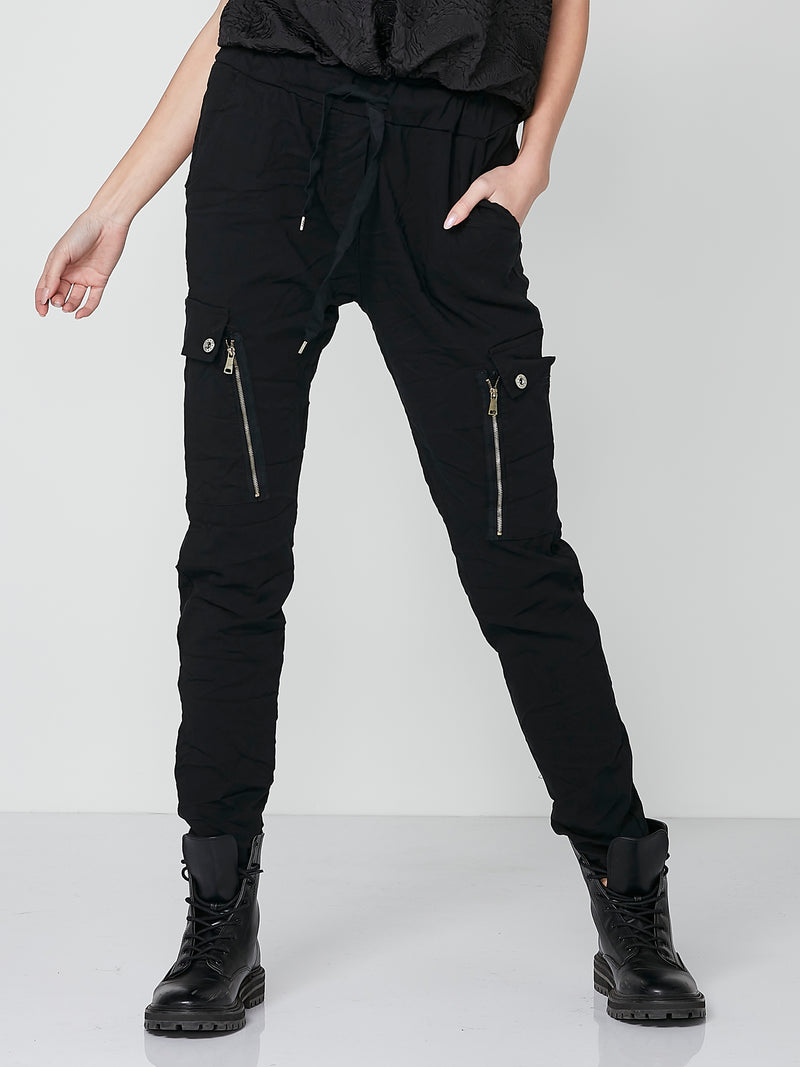NÜ CARMEN cargo trousers Trousers Black