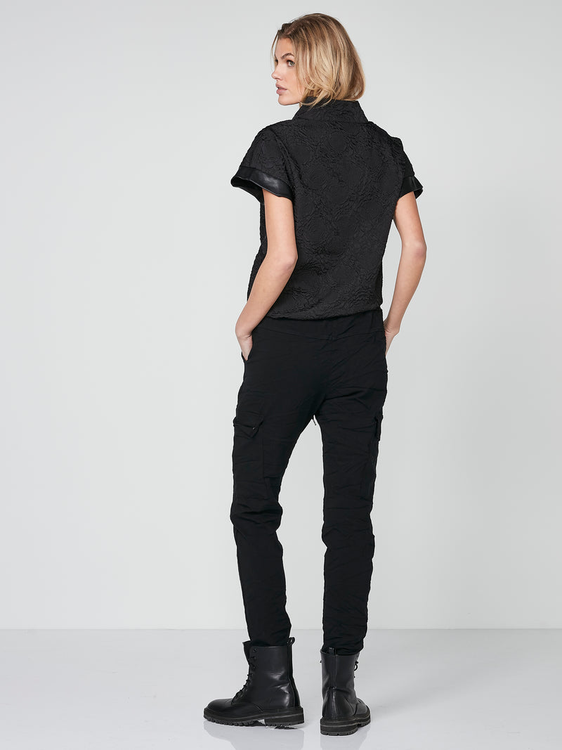 NÜ CARMEN cargo trousers Trousers Black