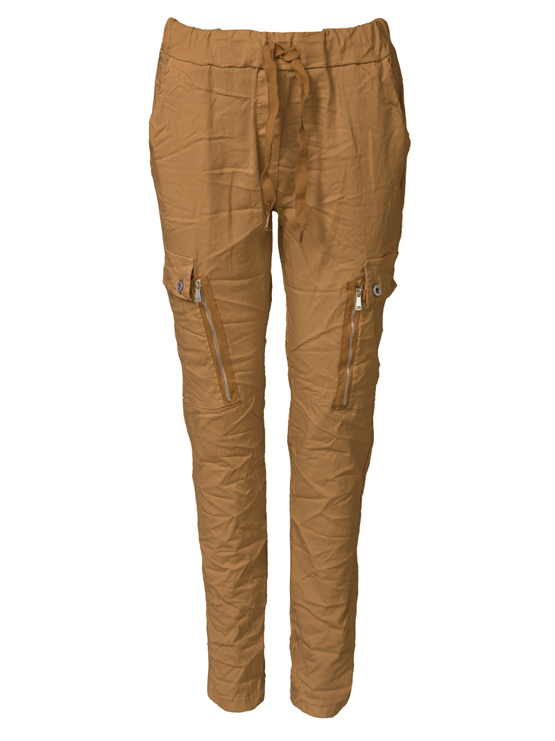 NÜ CARMEN cargo trousers Trousers 150 Sand