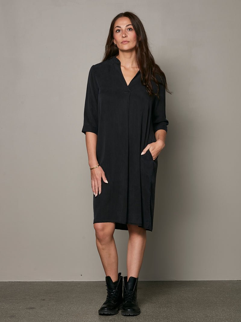 NÜ VICI tunic dress Dresses Black