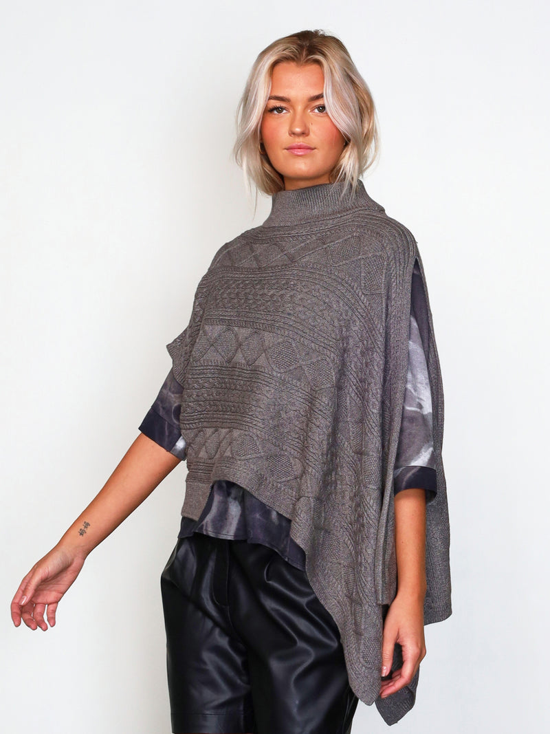 NÜ VILNA knit poncho Ponchos 968 Statue melange