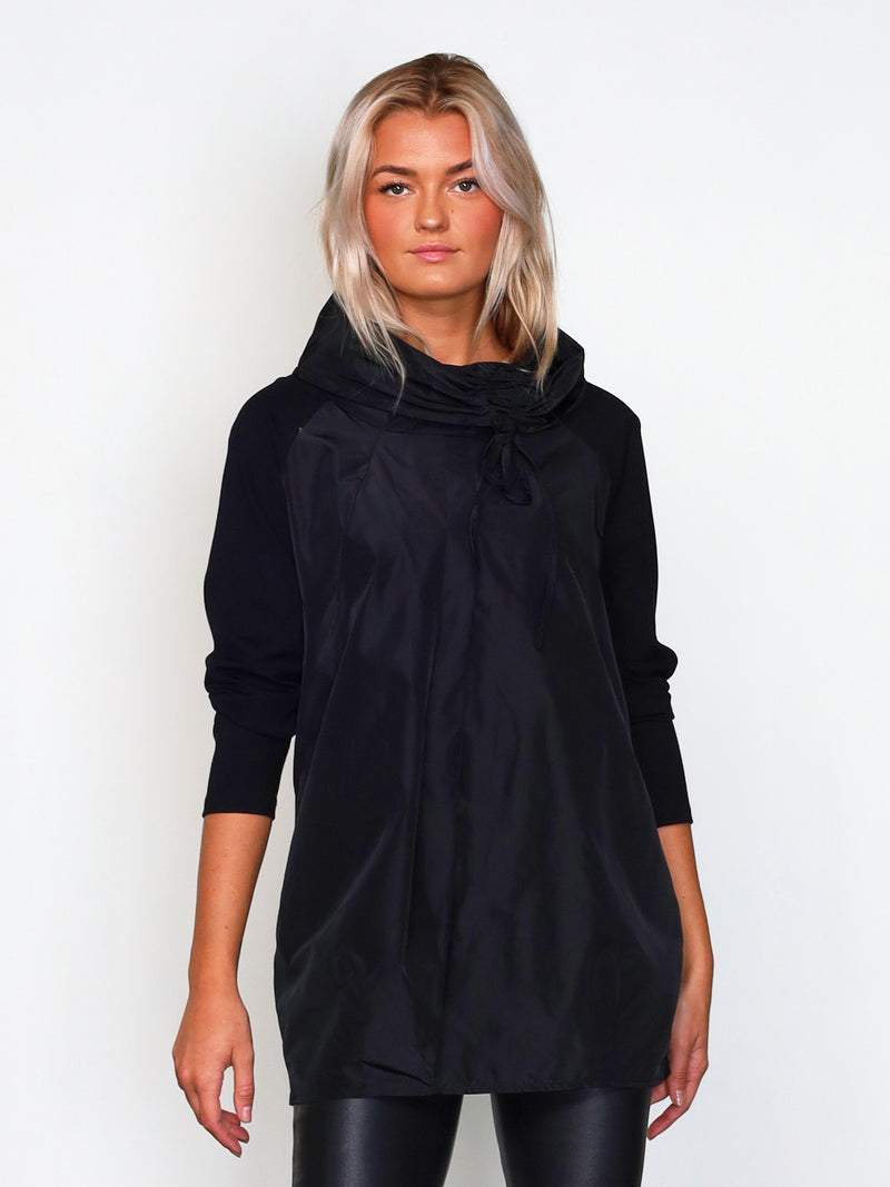 NÜ XALIYA tunic Tunics Black