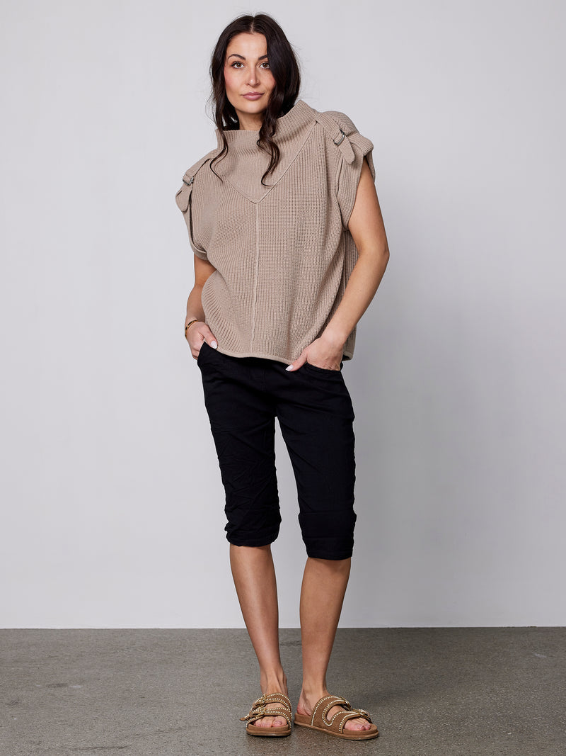 NÜ ZALMA shorts Shorts Black